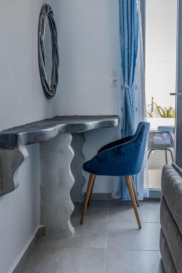 N Renieris Apartments Фиростефани Экстерьер фото