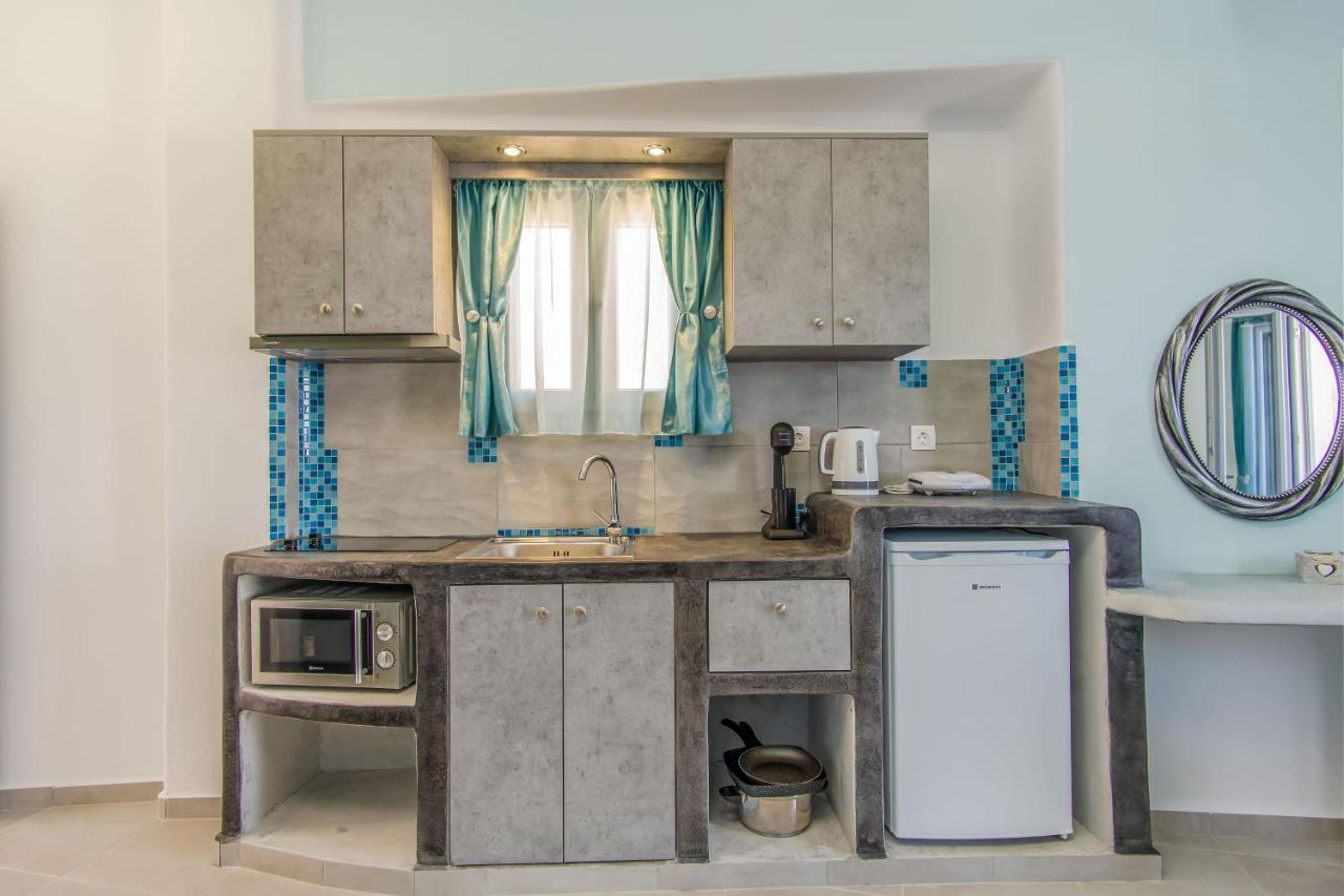 N Renieris Apartments Фиростефани Экстерьер фото